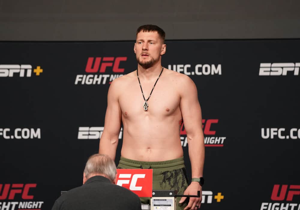 UFC 293 Picks, Preview, Odds: Adesanya-Strickland, Tuivasa-Volkov & More
