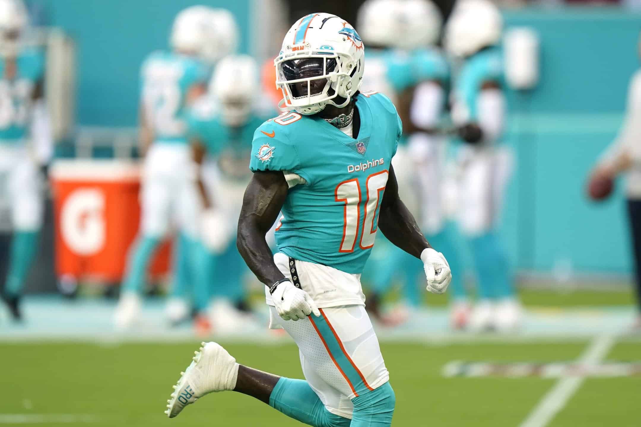The best NFL Week 17 anytime touchdown scorer bets for Sunday, December 29, includes one wager for the Dolphins....