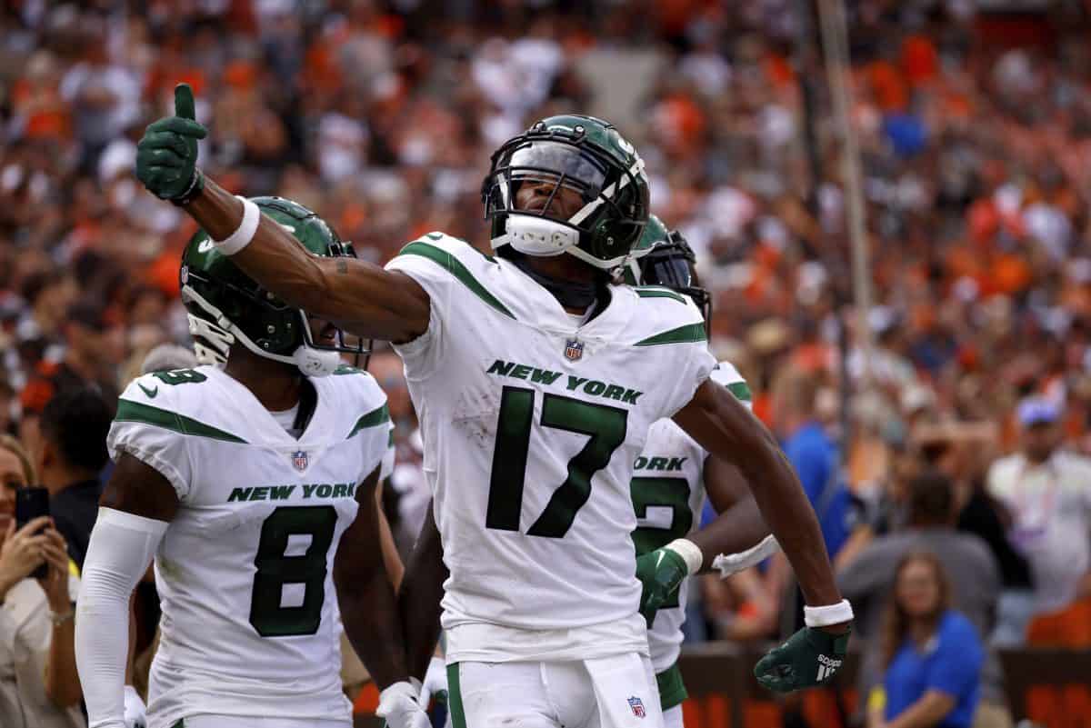 Looking for the best Jets-Texans anytime touchdown scorer bets for Thursday Night Football? We've got you covered...