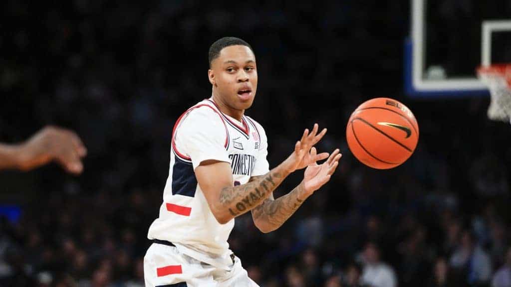 The Miami-UConn Final Four betting trends shows a good portion of bettors are going with the favored Huskies Saturday night
