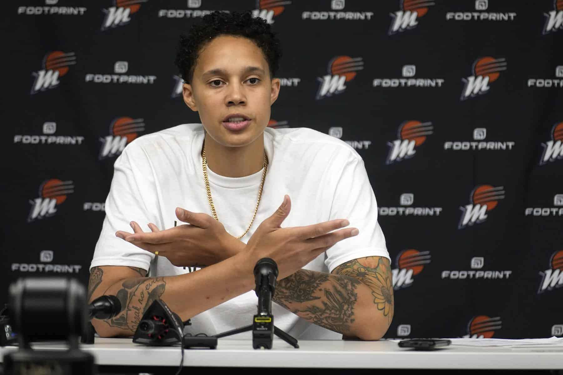 Let's dive into the best WNBA PrizePicks players to target today. We're targeting these superstar players, including Brittney Griner...