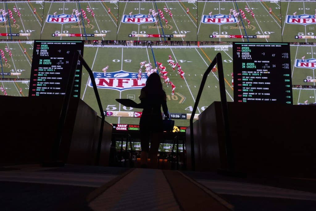 Market-Maker Sportsbooks vs. Line-Following Books: Unlocking the Key to +EV NFL Betting