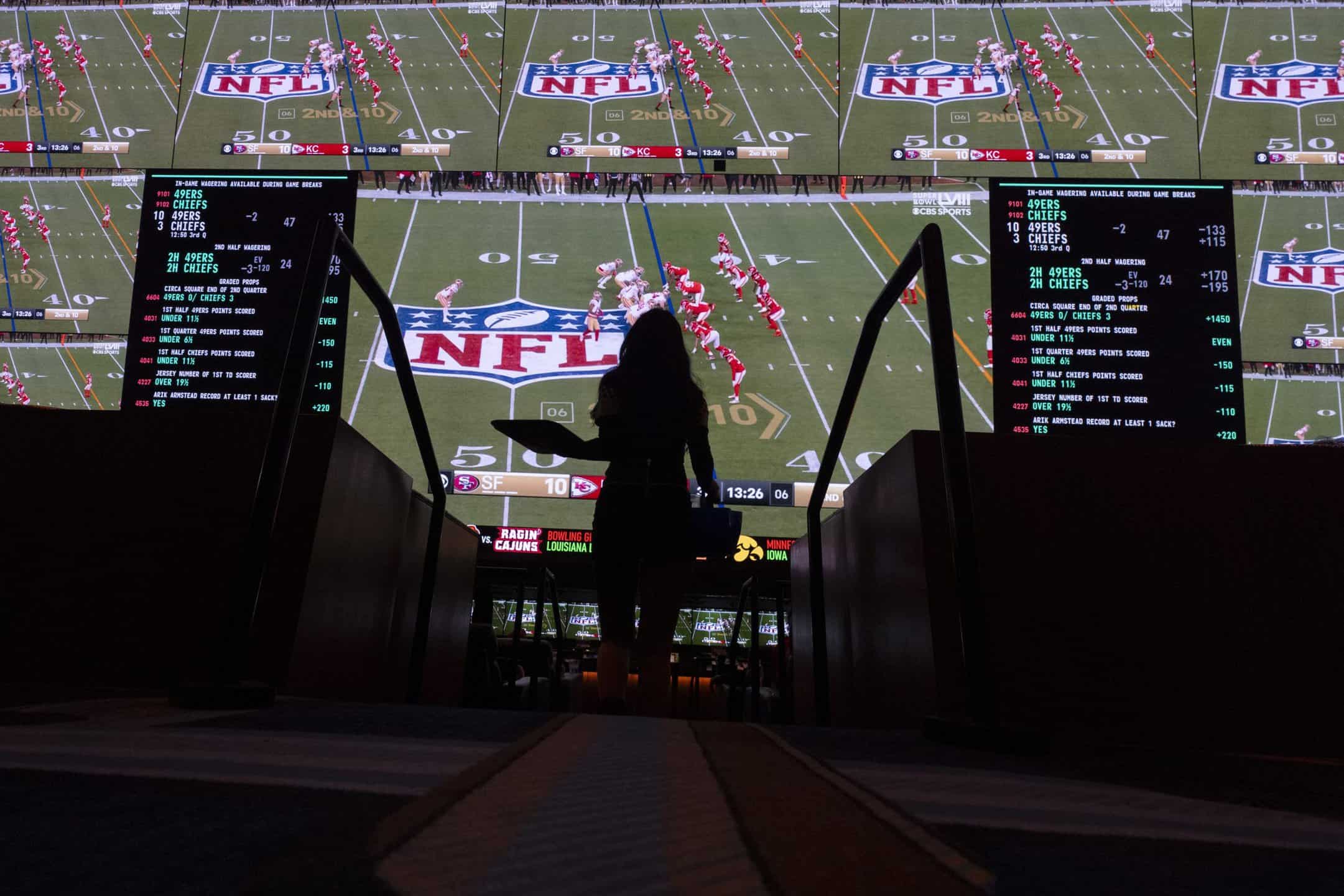 Market-Maker Sportsbooks vs. Line-Following Books: Unlocking the Key to +EV NFL Betting