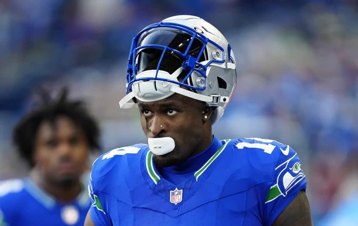 TNF Best Bets for Week 17: Player Props, TDs & More