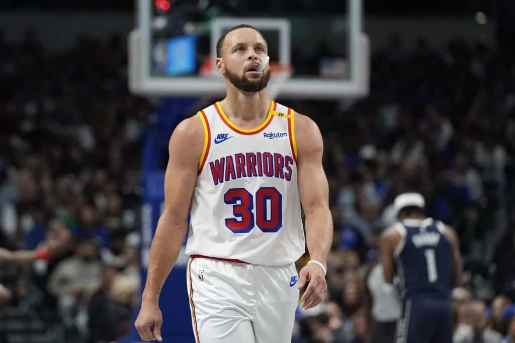 The top Underdog Fantasy NBA pick'em predictions for Tuesday's slate includes a play on Steph Curry as he is going against...
