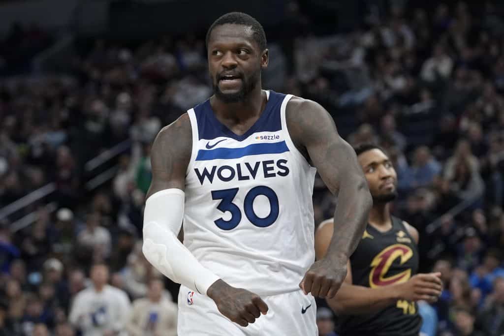 The top Underdog Fantasy NBA pick'em predictions for Monday's slate includes a play on Julius Randle as he will...